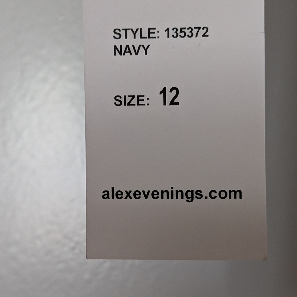 Alex Evenings Sleeveless Evening Dress Elegant Flowing Formal Beaded Neckline - Picture 16 of 16